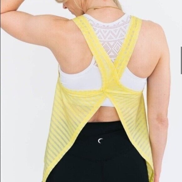 Zyia Active Nimbus Split Back Tank Top Yellow Size‎ Medium - Picture 3 of 7